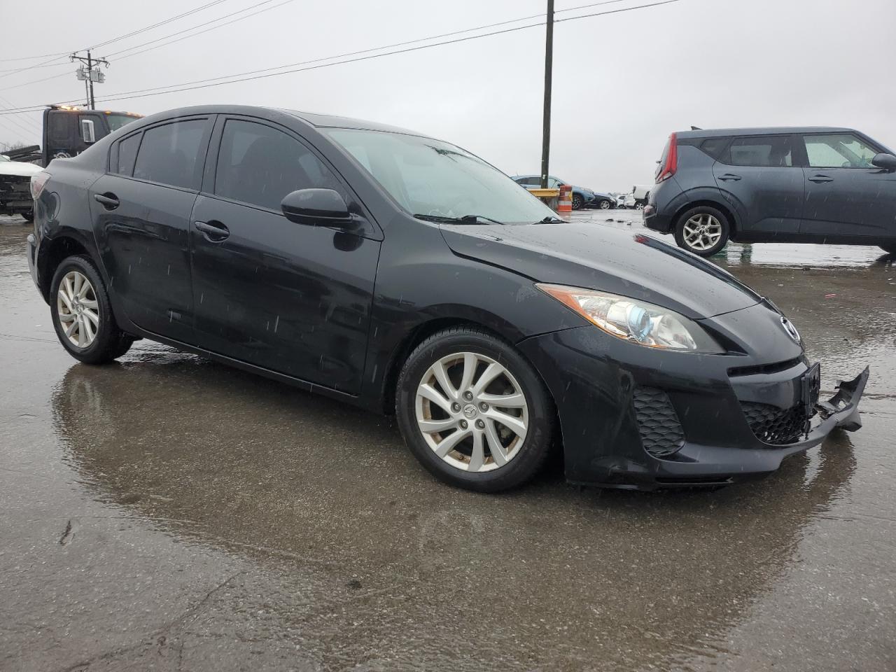 2012 Mazda 3 - Image 4