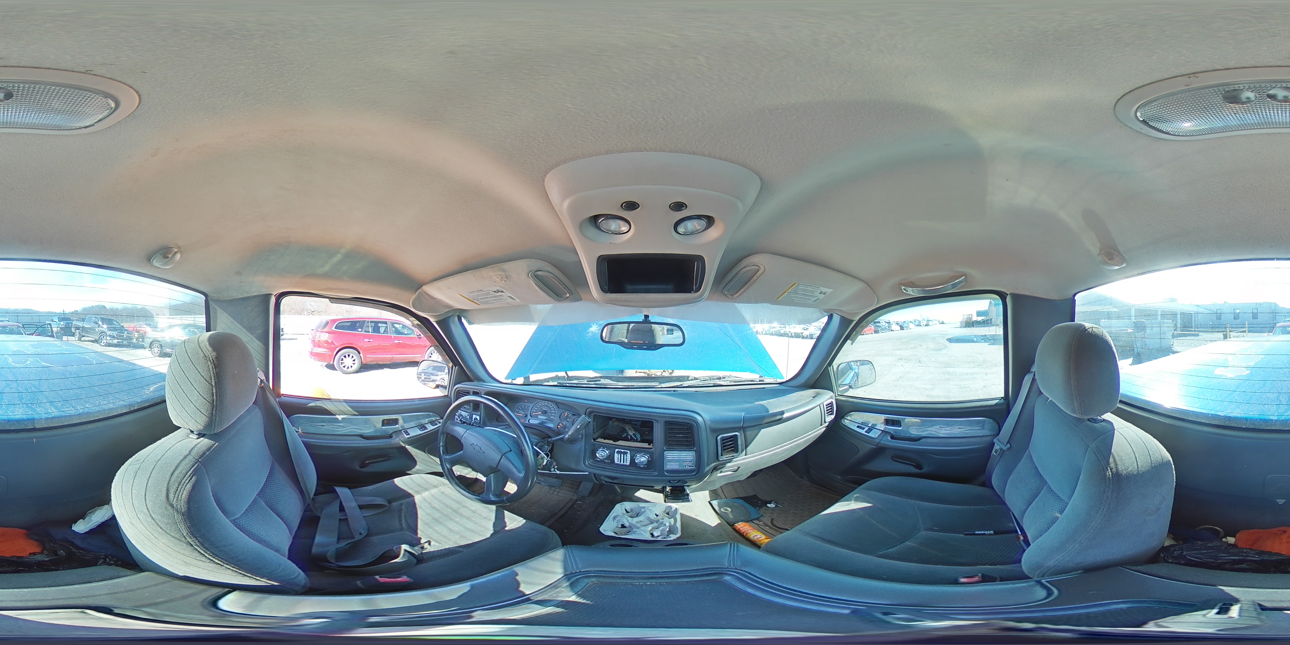 2004 Chevrolet Silverado - Image 13