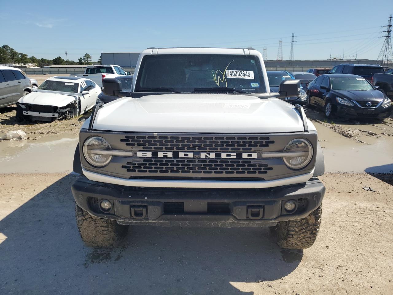 2023 Ford Bronco - Image 5