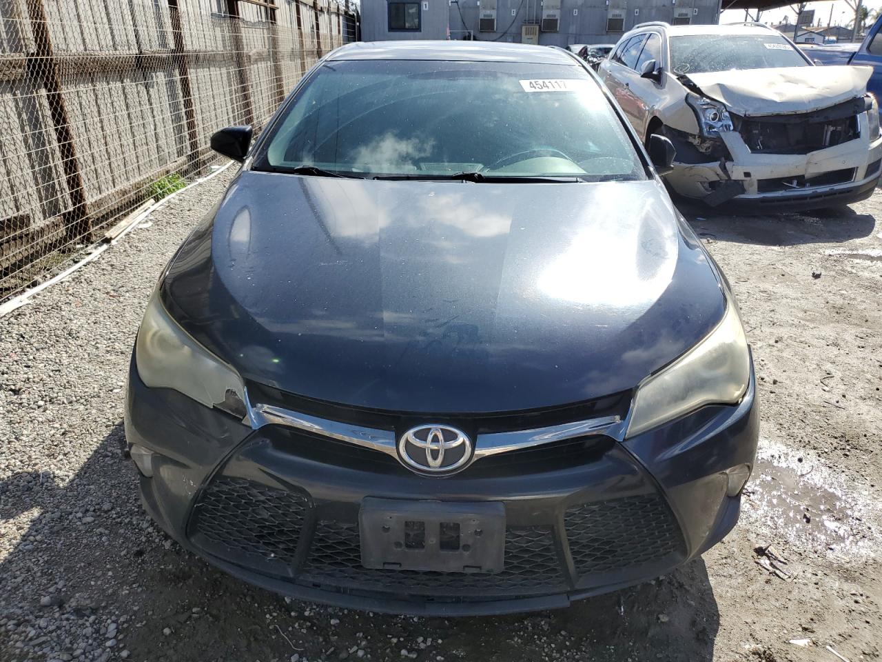 2016 Toyota Camry - Image 5