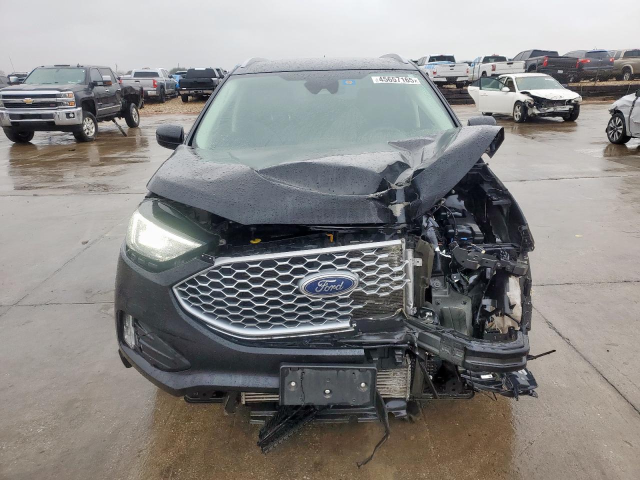 2023 Ford Edge - Image 5
