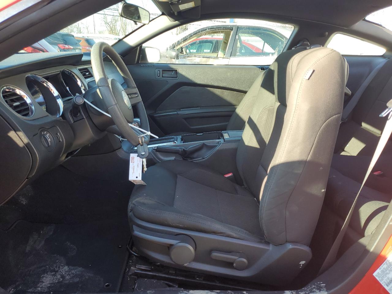 2010 Ford Mustang - Image 7