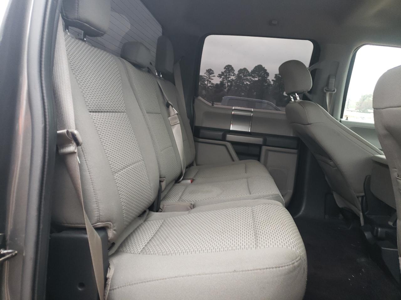 2015 Ford F-150 - Image 10