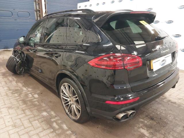 2017 PORSCHE CAYENNE PL