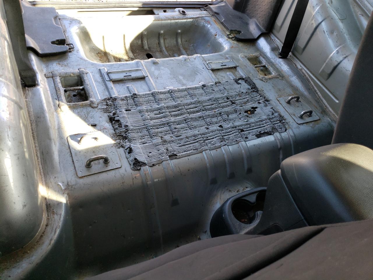 2013 Jeep Wrangler - Image 11
