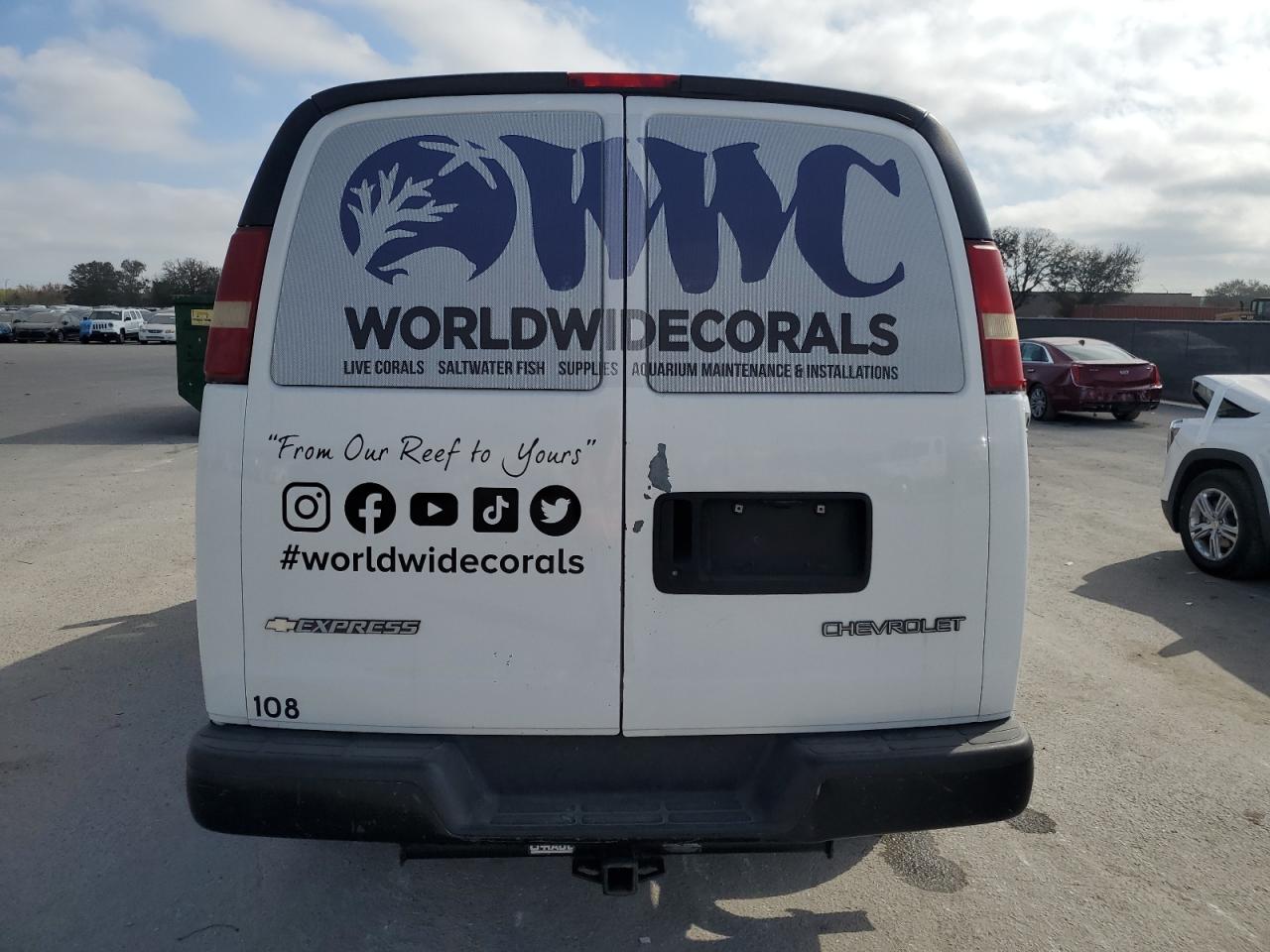 2003 Chevrolet Express - Image 6