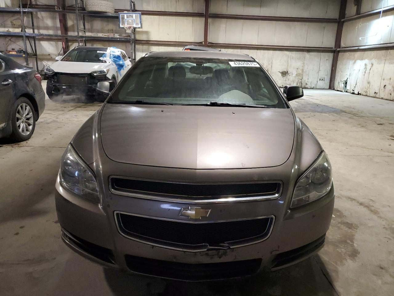2011 Chevrolet Malibu - Image 5
