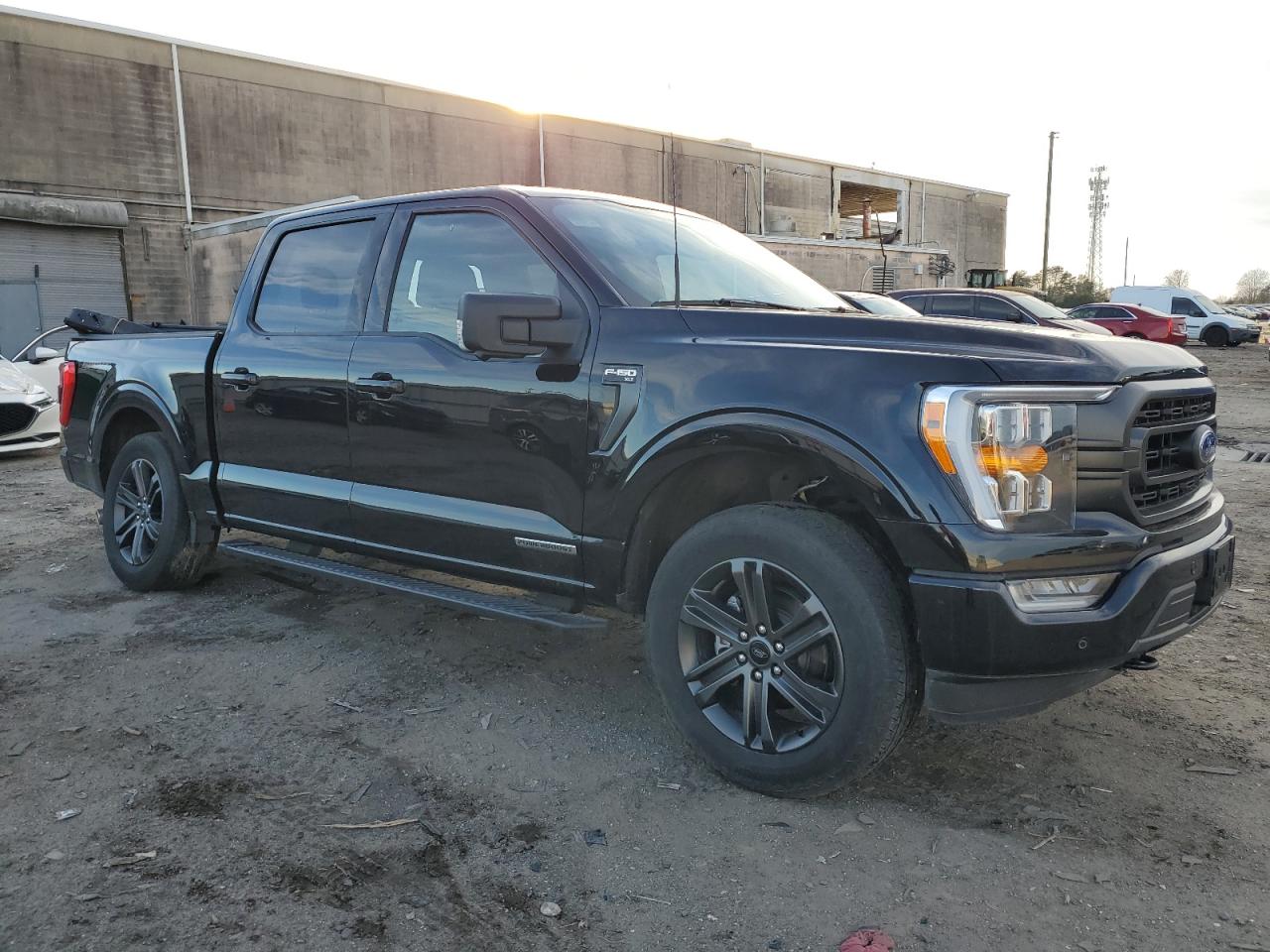 2022 Ford F-150 - Image 4