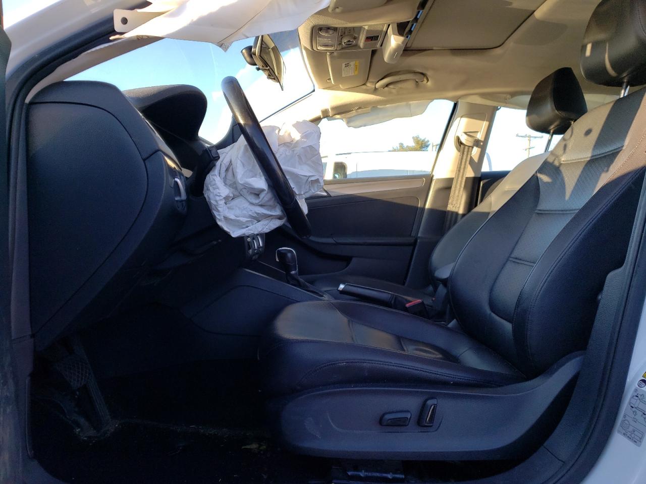 2014 Volkswagen Jetta - Image 7
