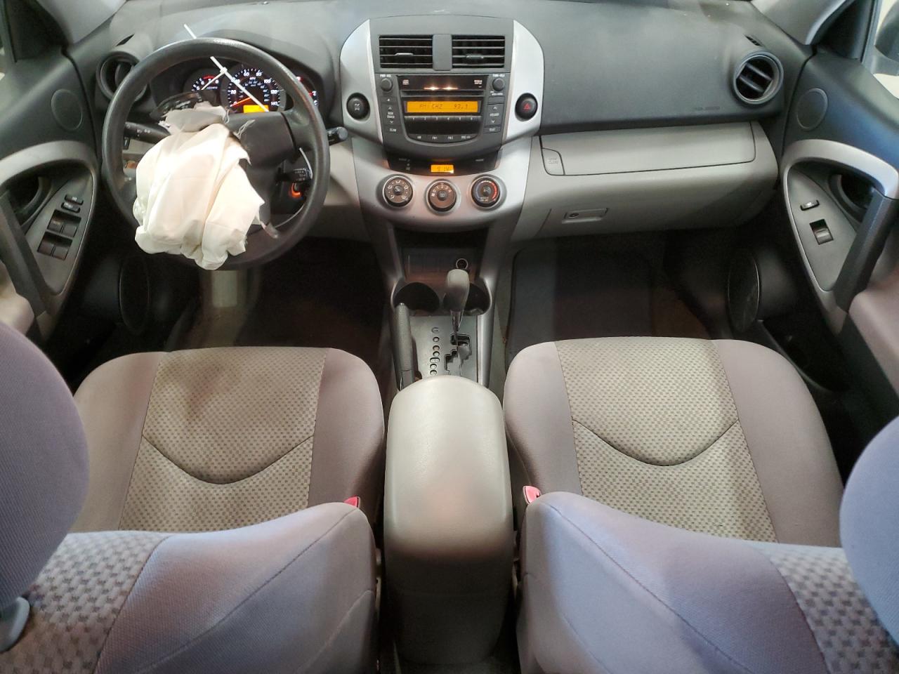 2007 Toyota RAV 4 - Image 8