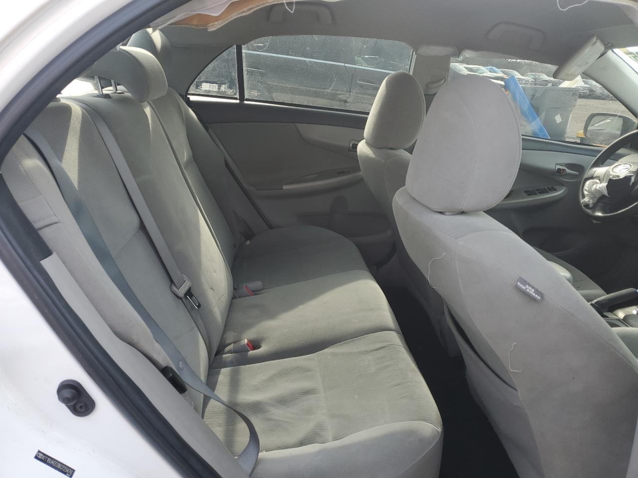 2011 Toyota Corolla - Image 10
