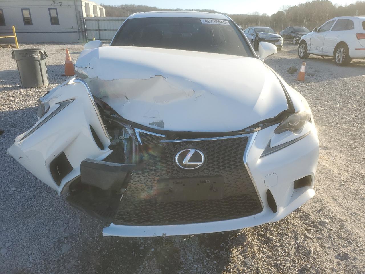 2014 Lexus IS - Image 5