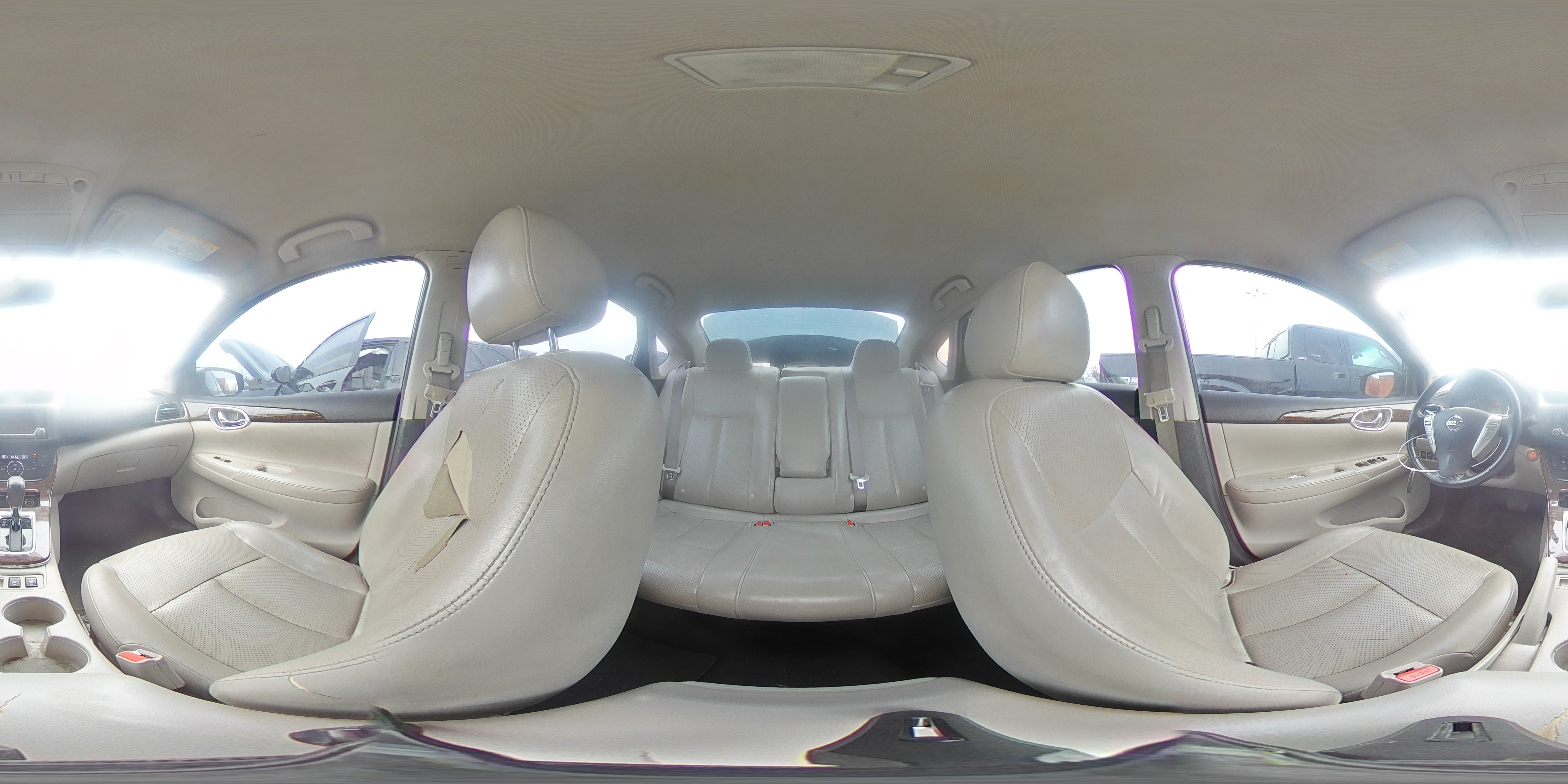2015 Nissan Sentra - Image 13