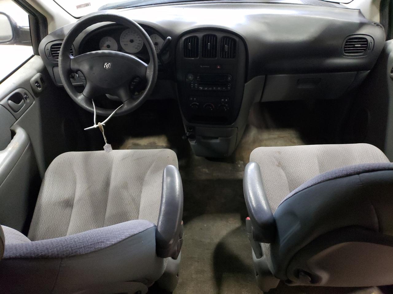 2006 Dodge Caravan - Image 8