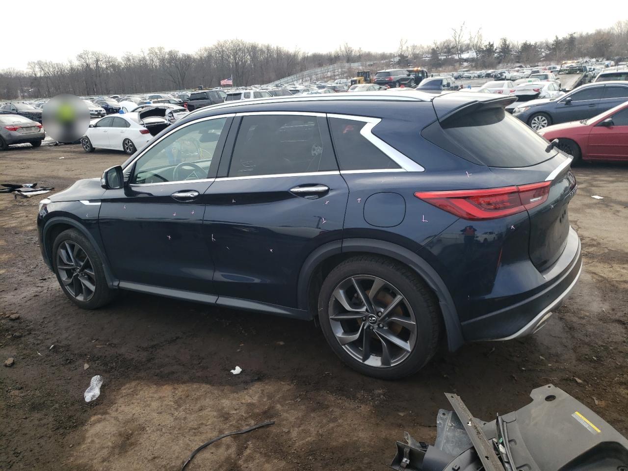 2019 Infiniti QX50 - Image 2