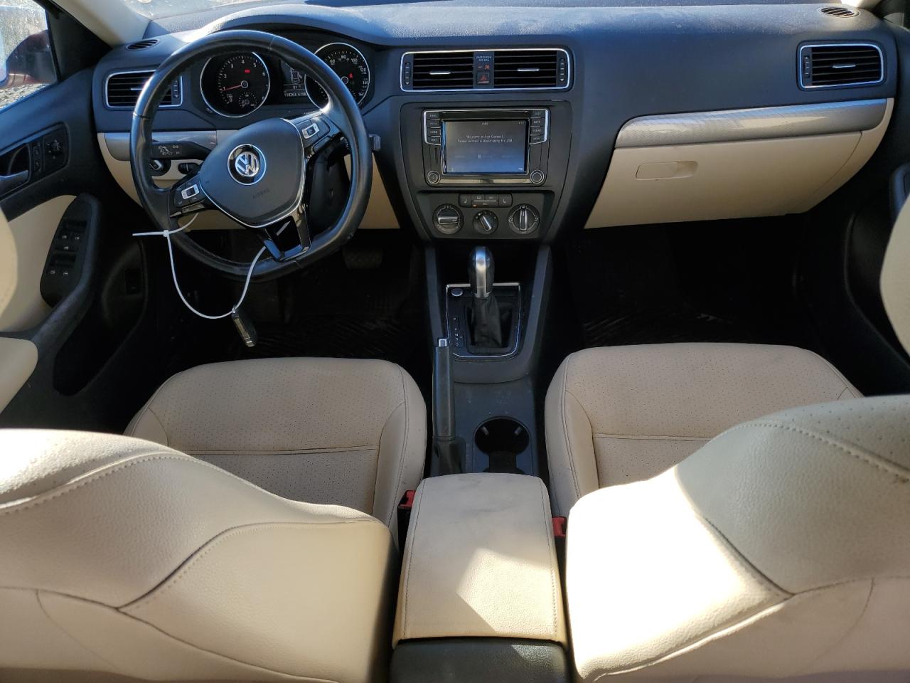 2017 Volkswagen Jetta - Image 8