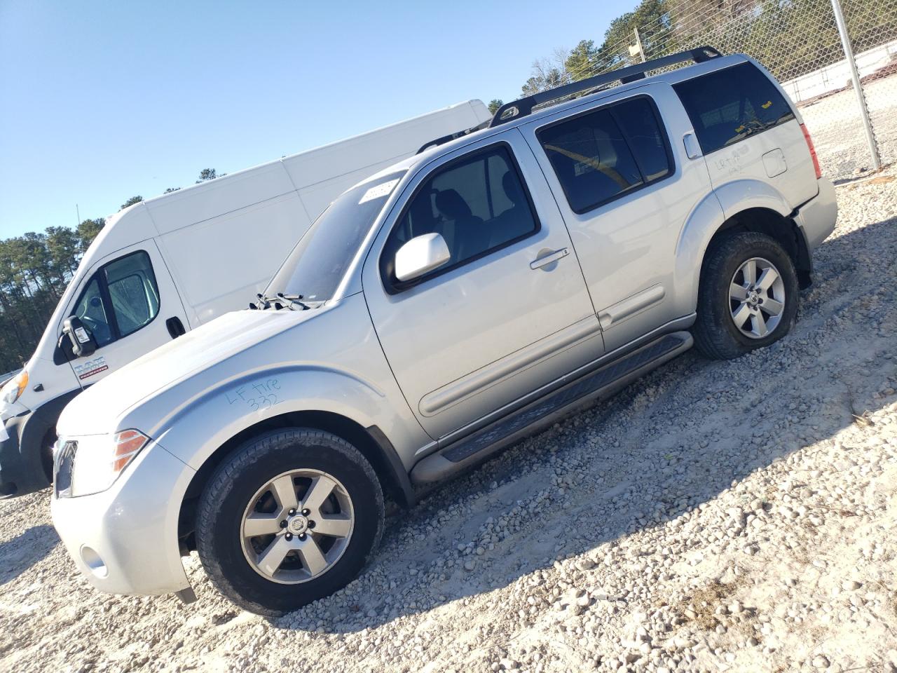 Loganville, GA에서 판매 중인 2012 Nissan Pathfinder S - Side