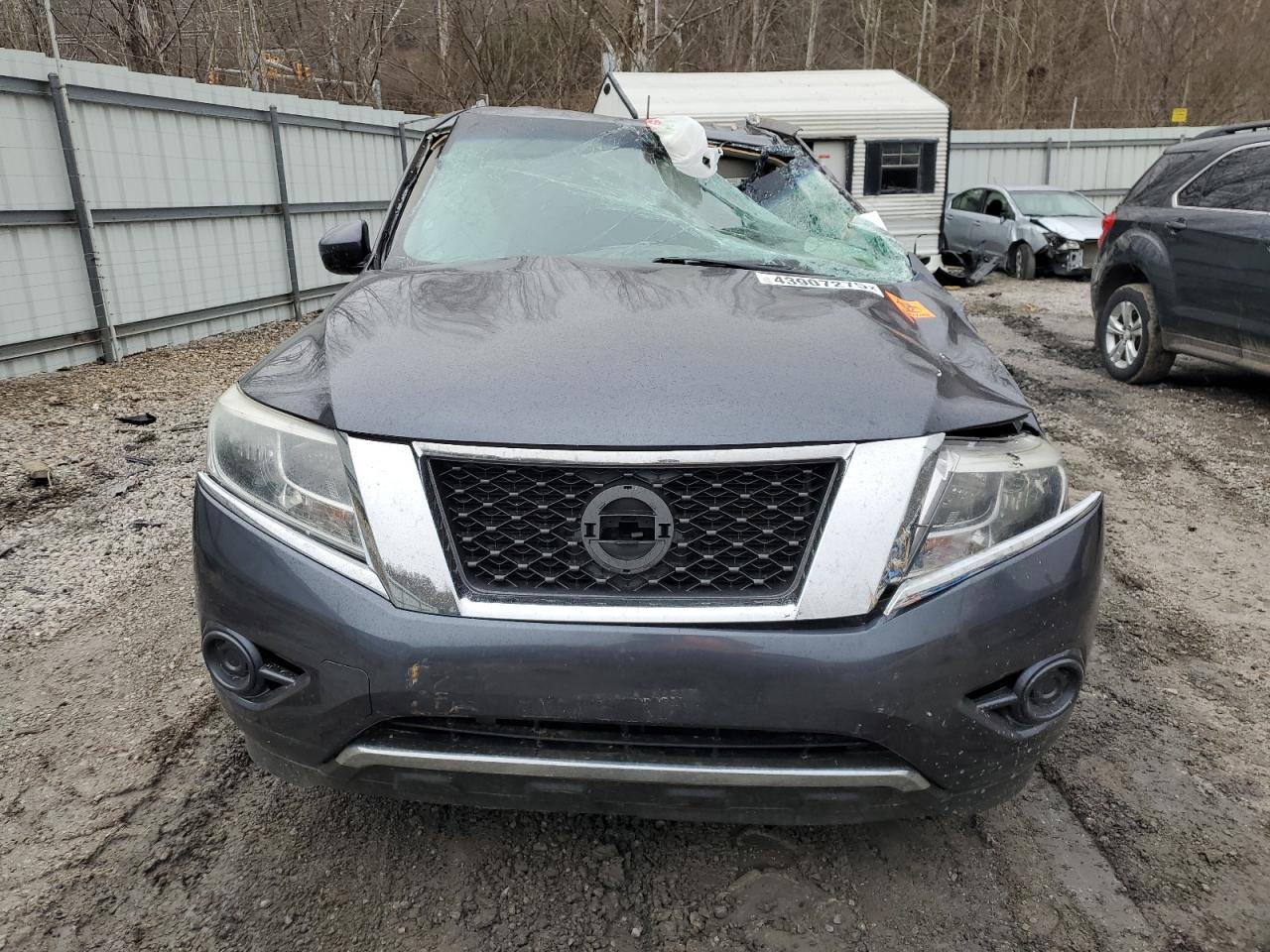 2014 Nissan Pathfinder - Image 5
