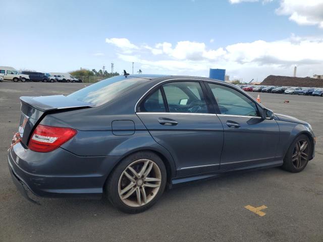  MERCEDES-BENZ C-CLASS 2014 Granatowy