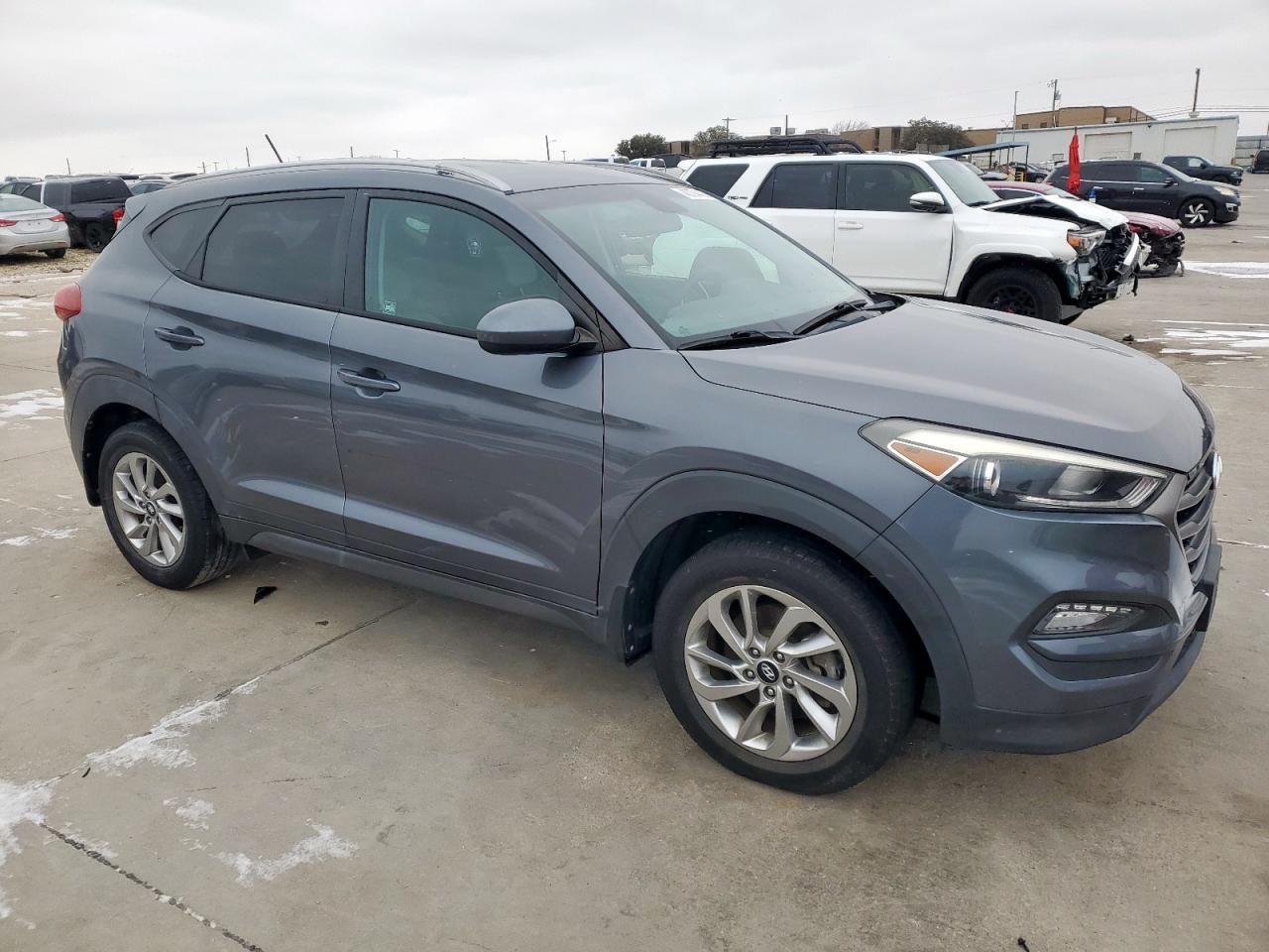 2016 Hyundai Tucson - Image 4