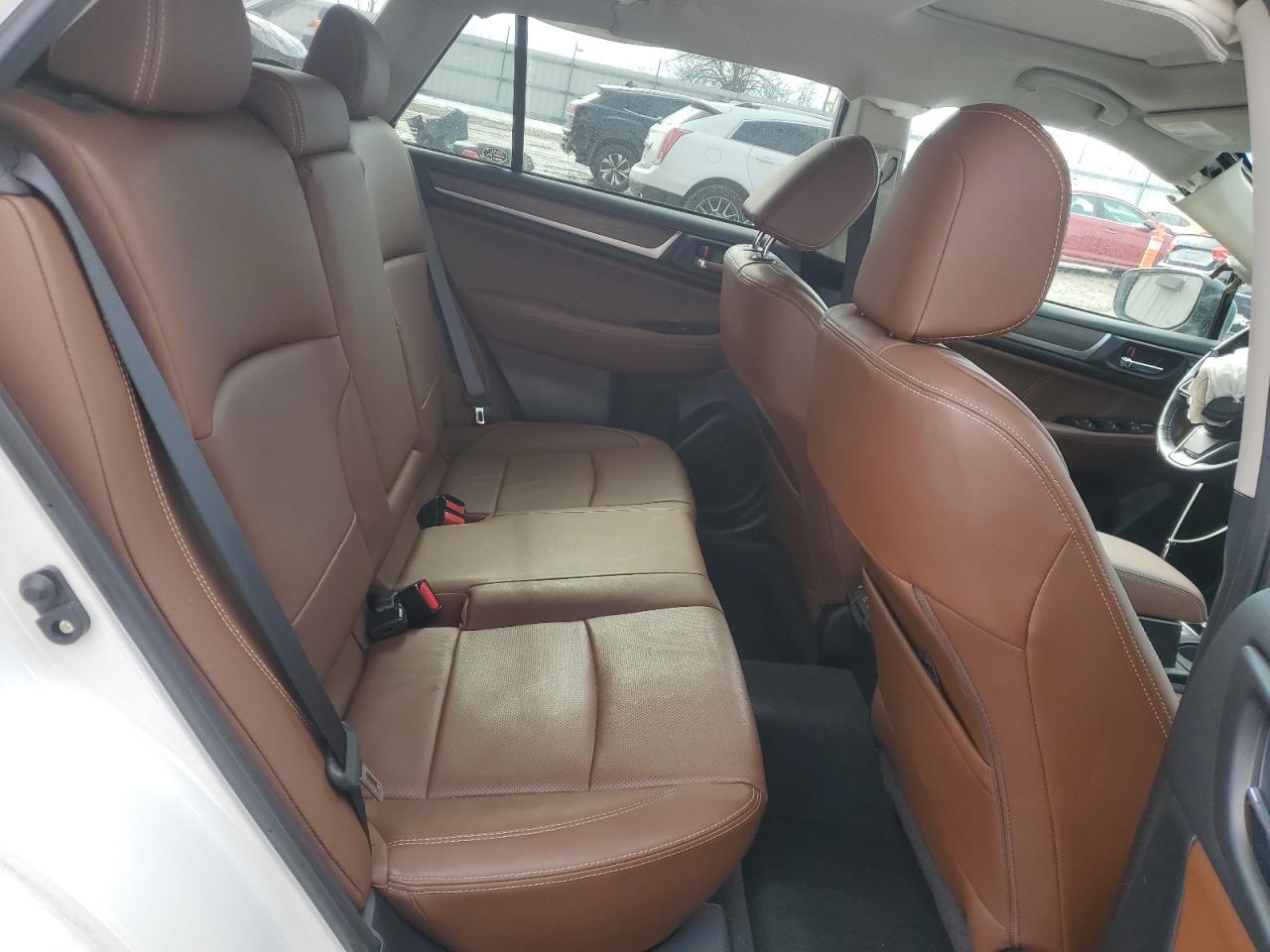 2019 Subaru Outback - Image 10