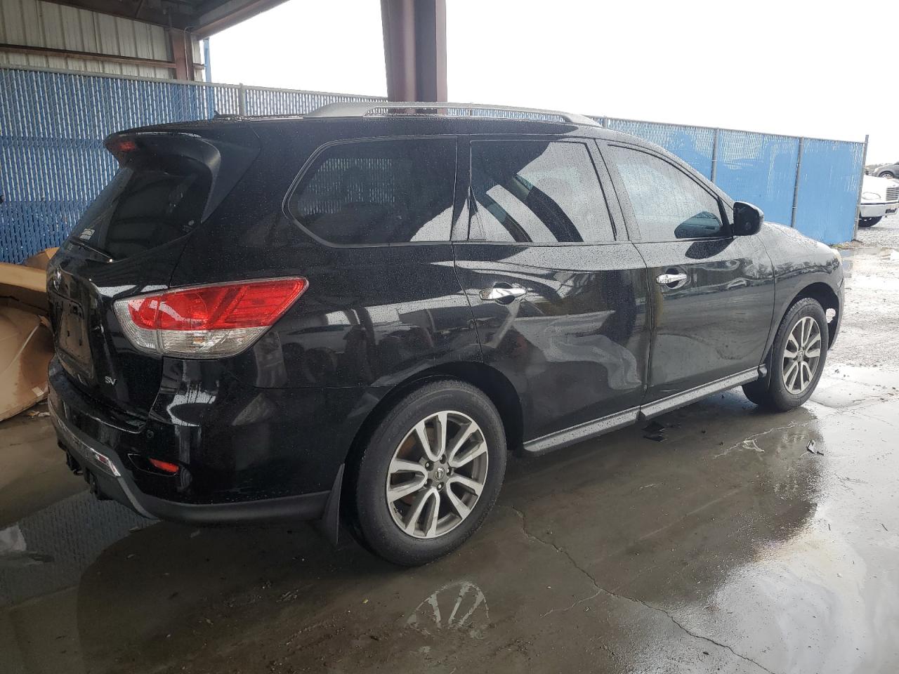 2014 Nissan Pathfinder - Image 3