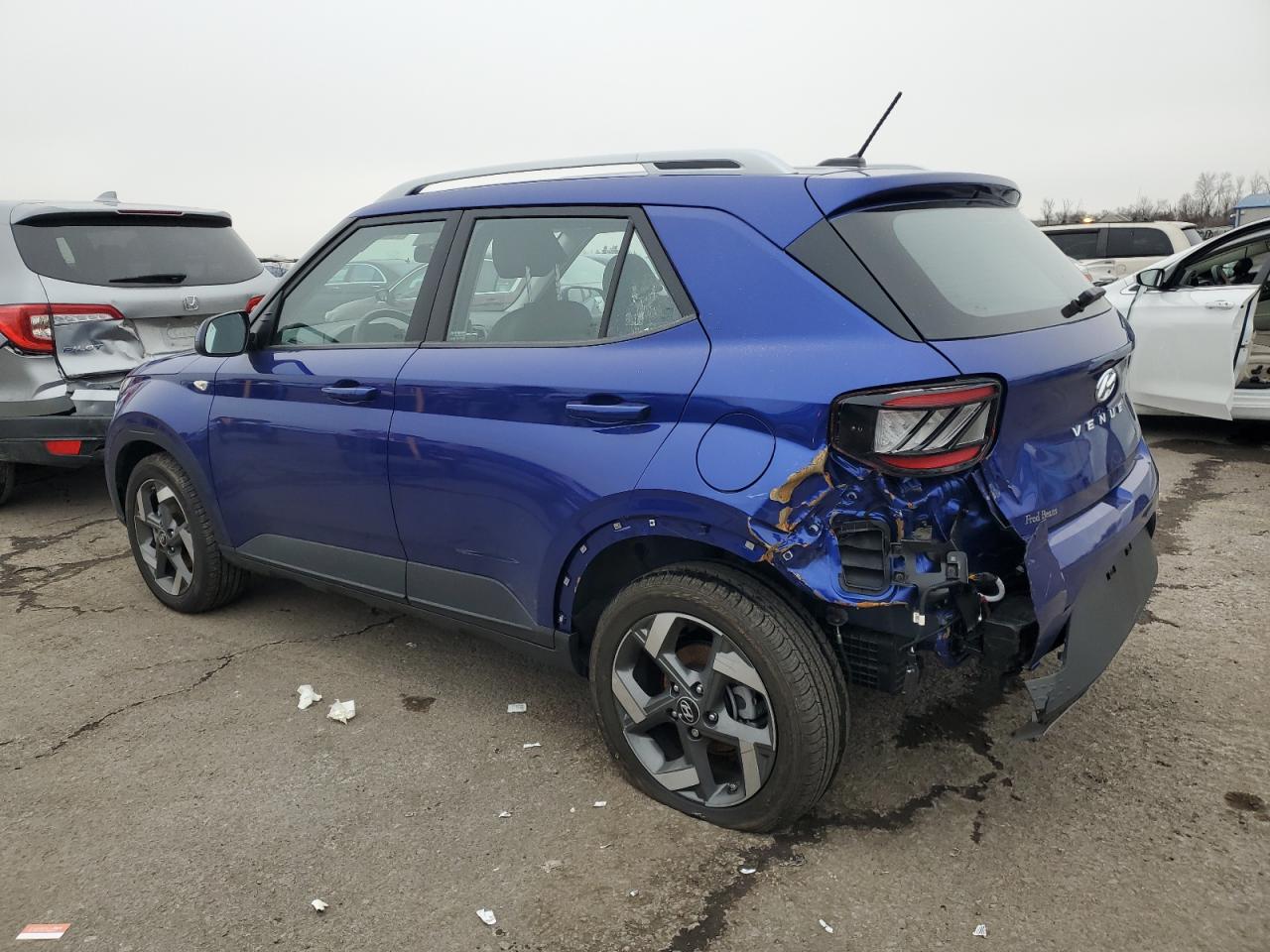 2024 Hyundai Venue - Image 2