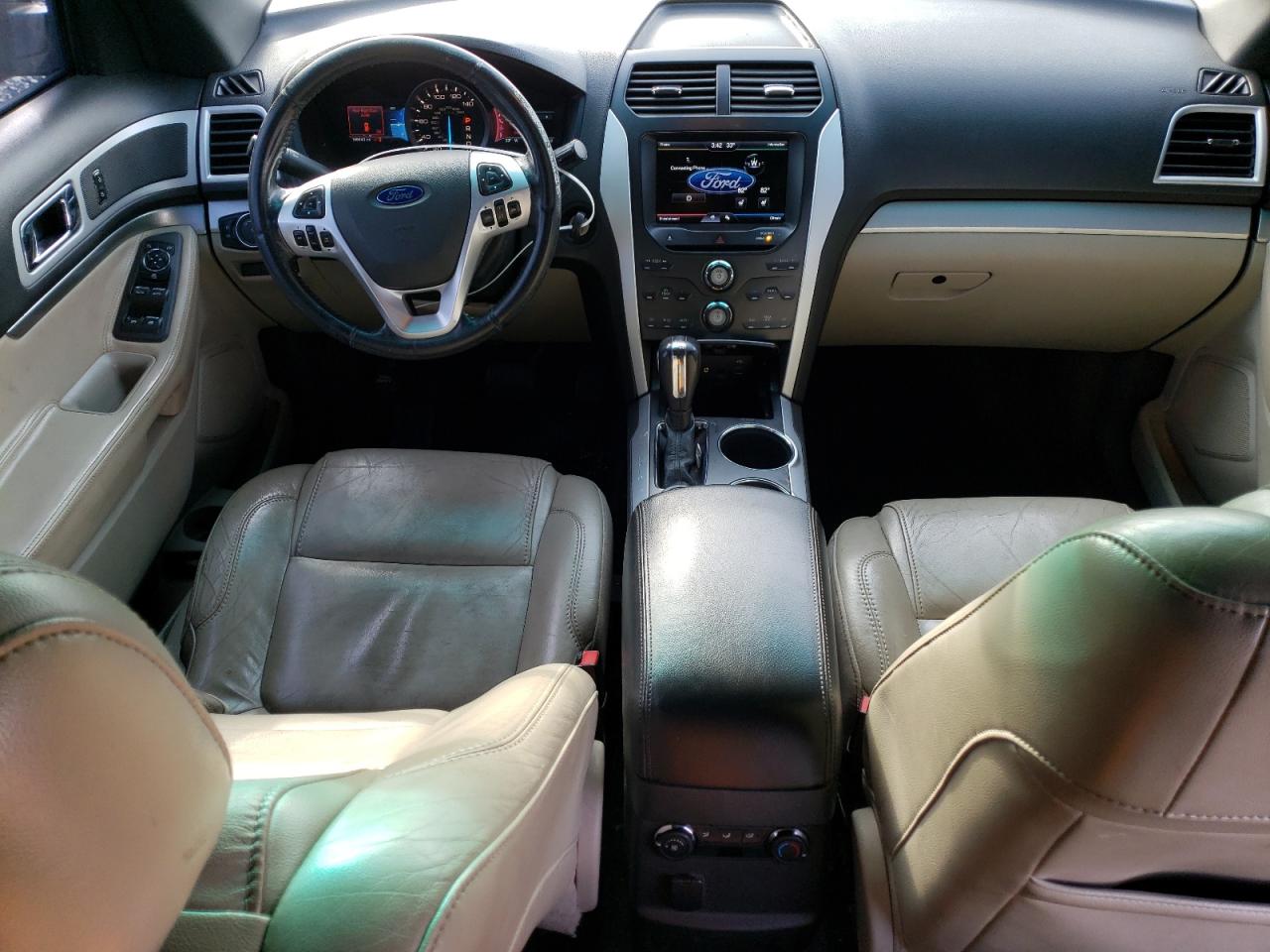2012 Ford Explorer - Image 8