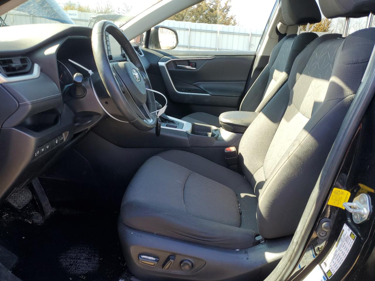 2019 Toyota RAV 4 - Image 7