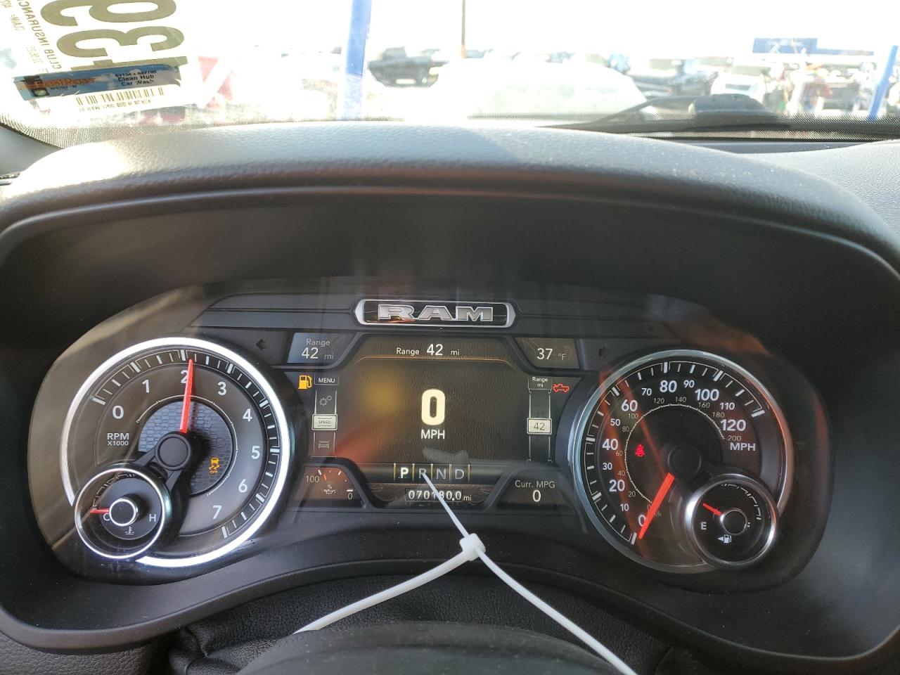 2019 RAM 1500 - Image 9