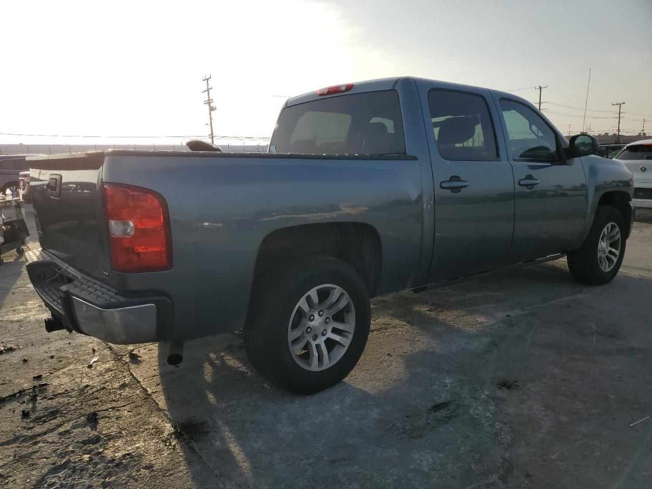 2011 Chevrolet Silverado - Image 3