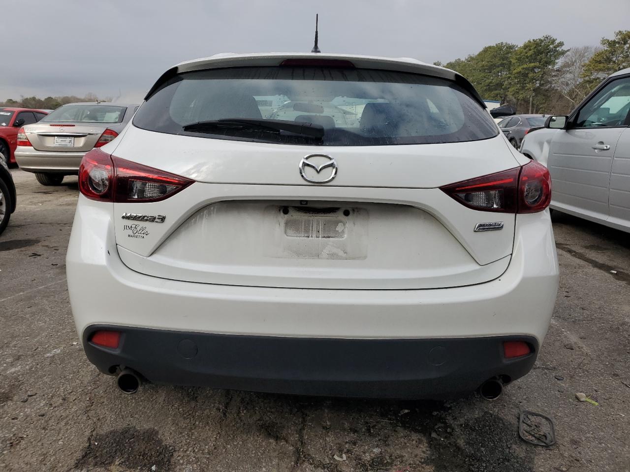 2015 Mazda 3 - Image 6