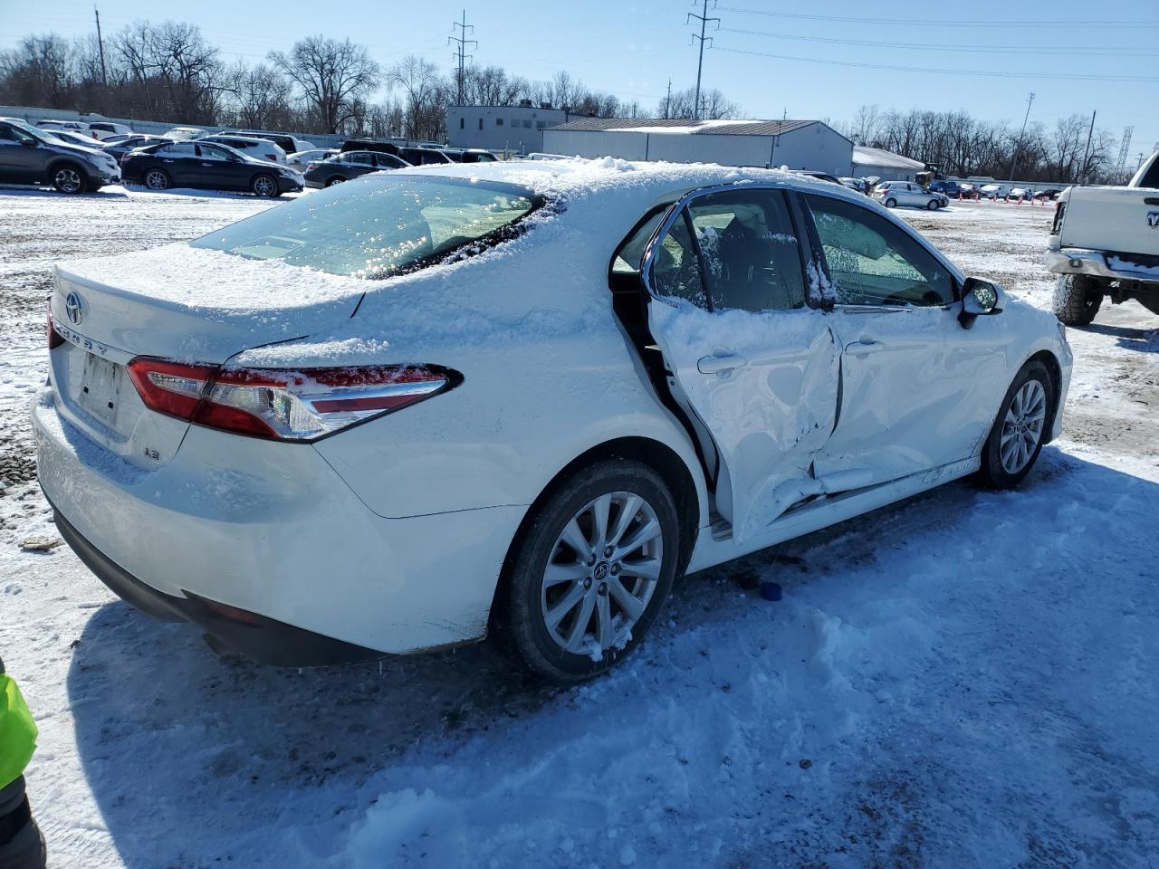 2018 Toyota Camry - Image 3
