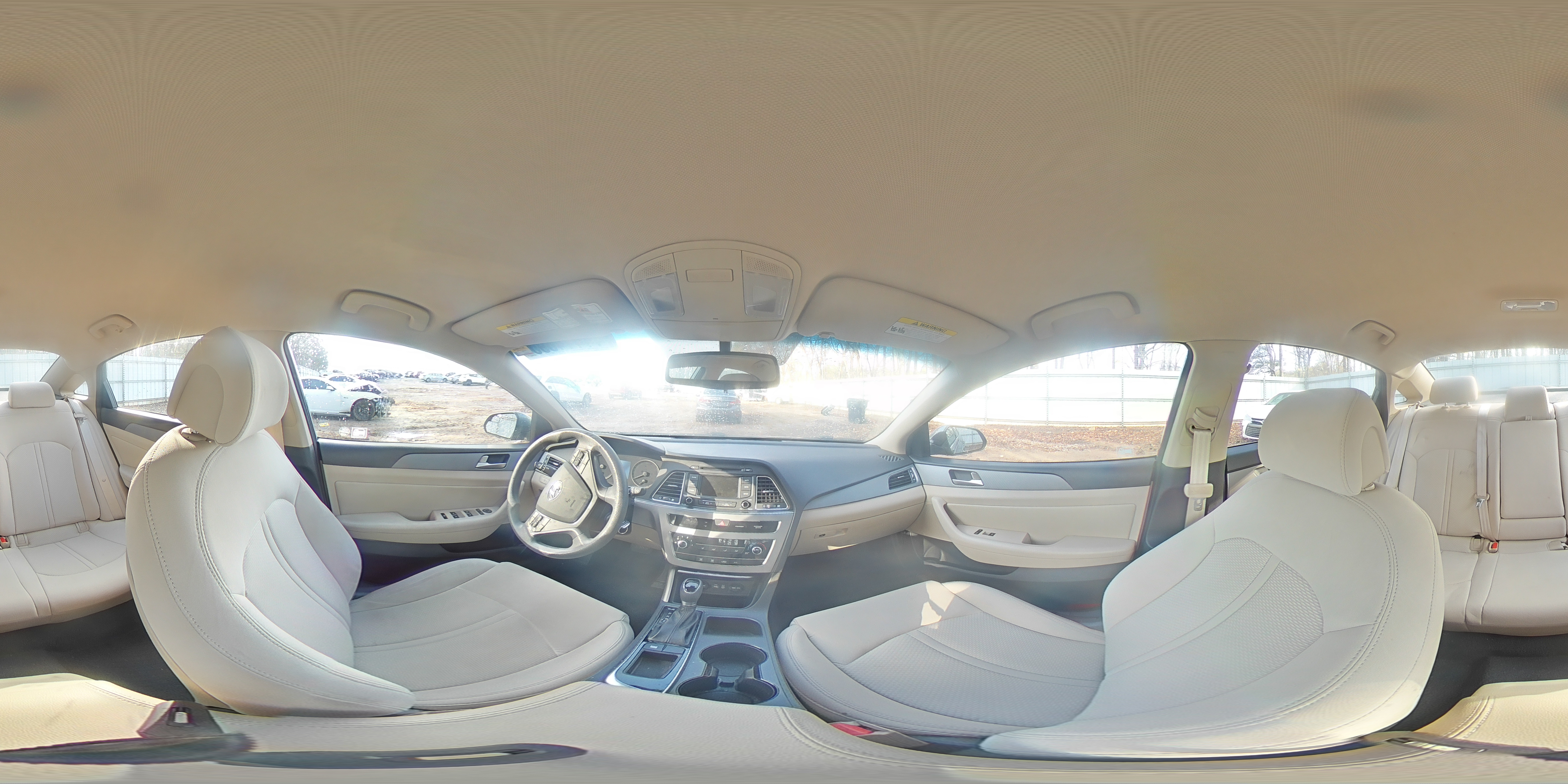 2015 Hyundai Sonata - Image 13