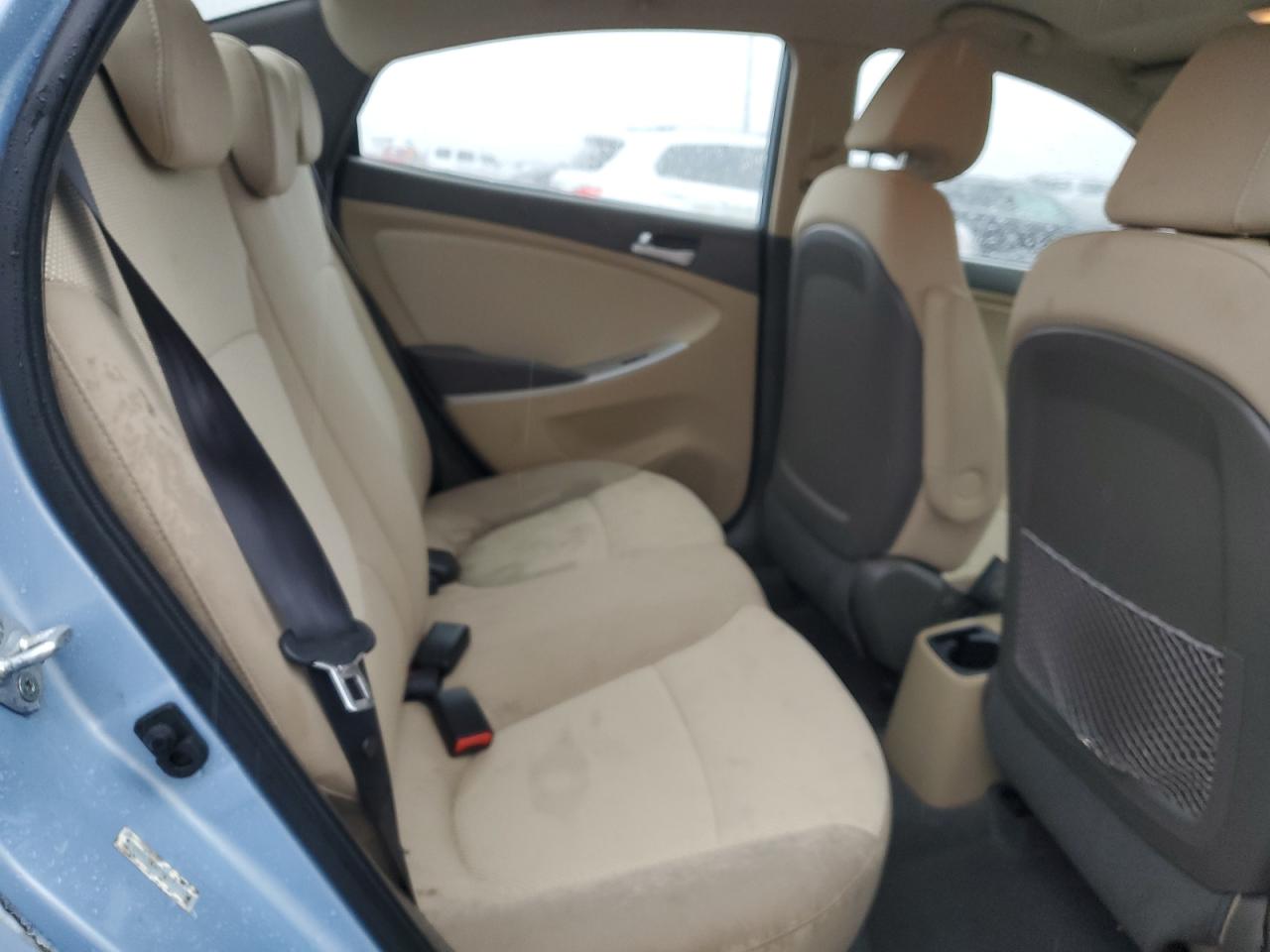 2014 Hyundai Accent - Image 10