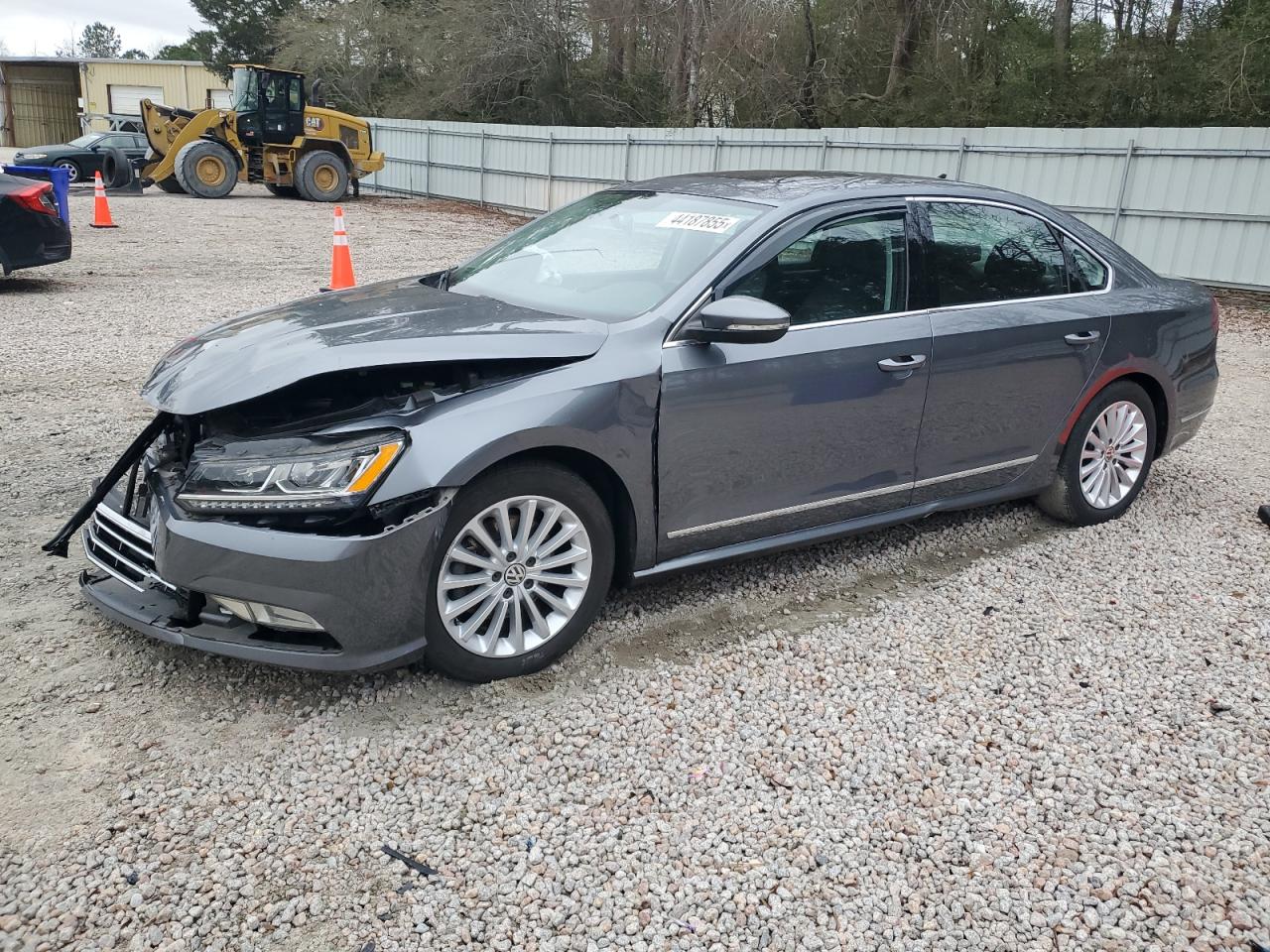 2017 Volkswagen Passat - Image 1