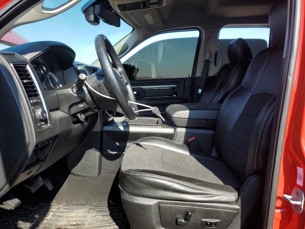 2014 RAM 1500 - Image 7