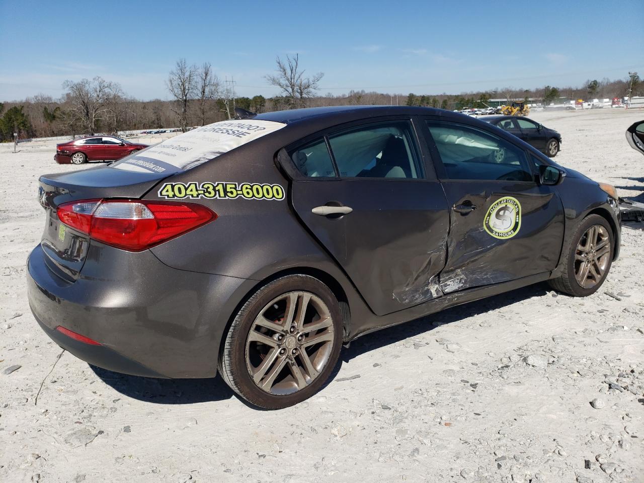 2015 Kia Forte - Image 3