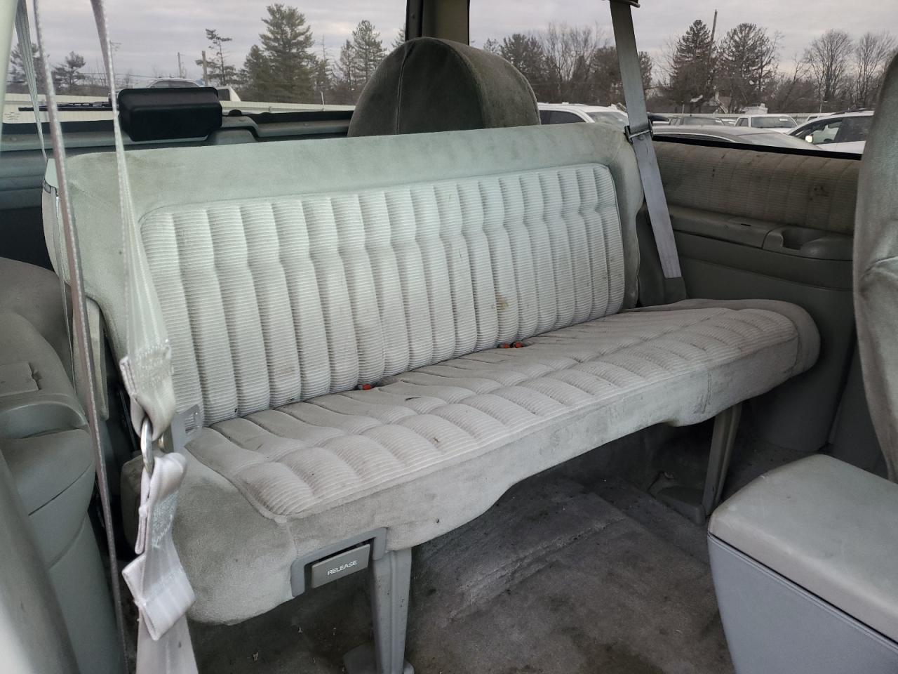 1993 Chevrolet Blazer - Image 12