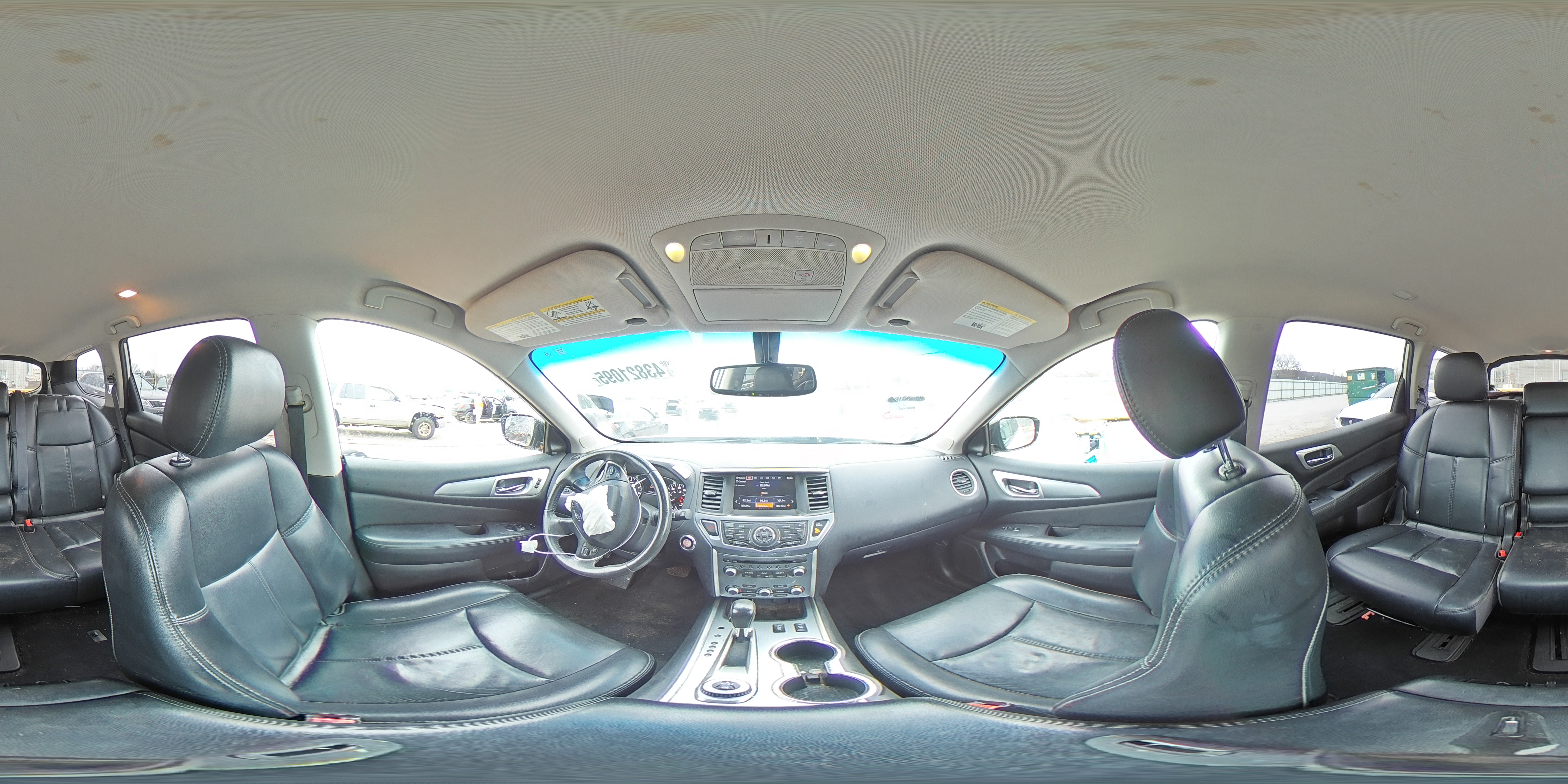 2017 Nissan Pathfinder - Image 15