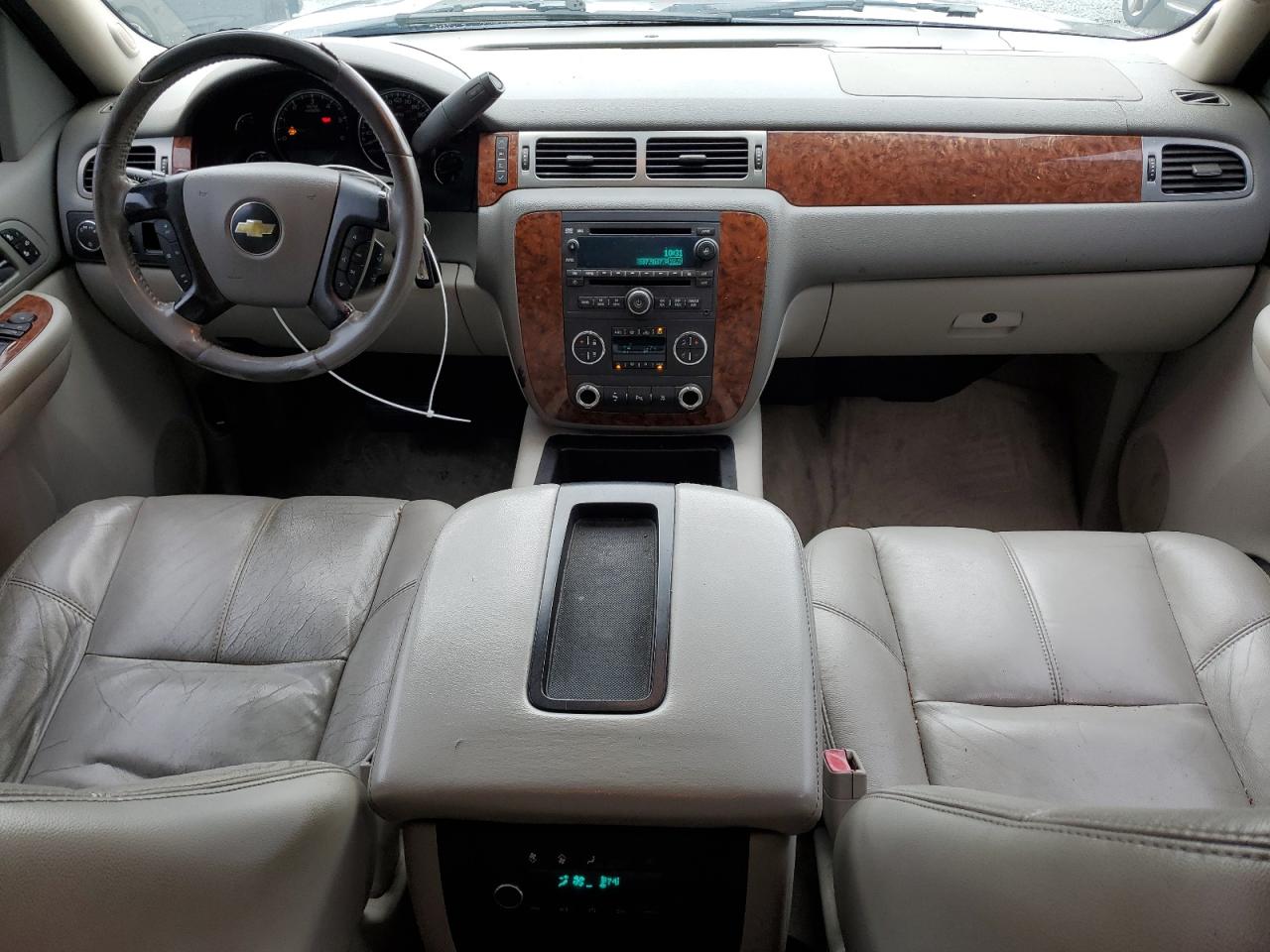 2007 Chevrolet Tahoe - Image 8