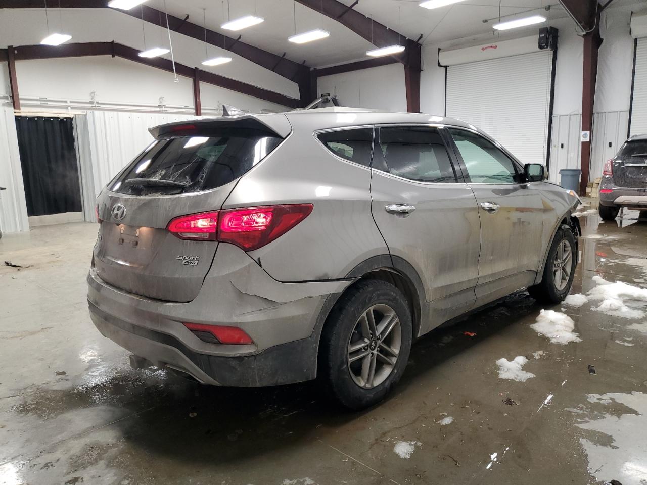 2017 Hyundai Santa Fe - Image 3