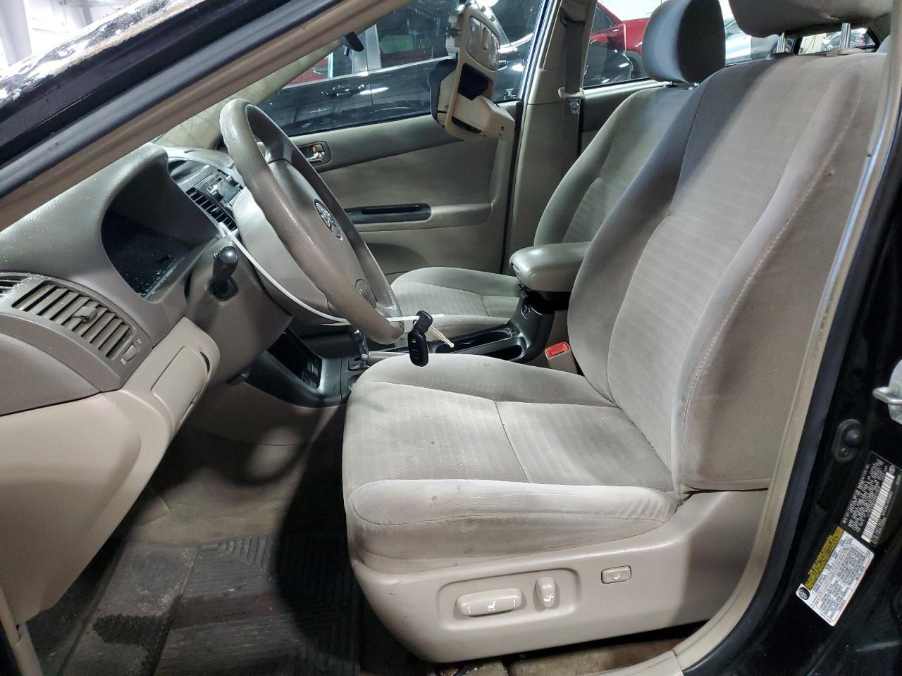 2005 Toyota Camry - Image 7