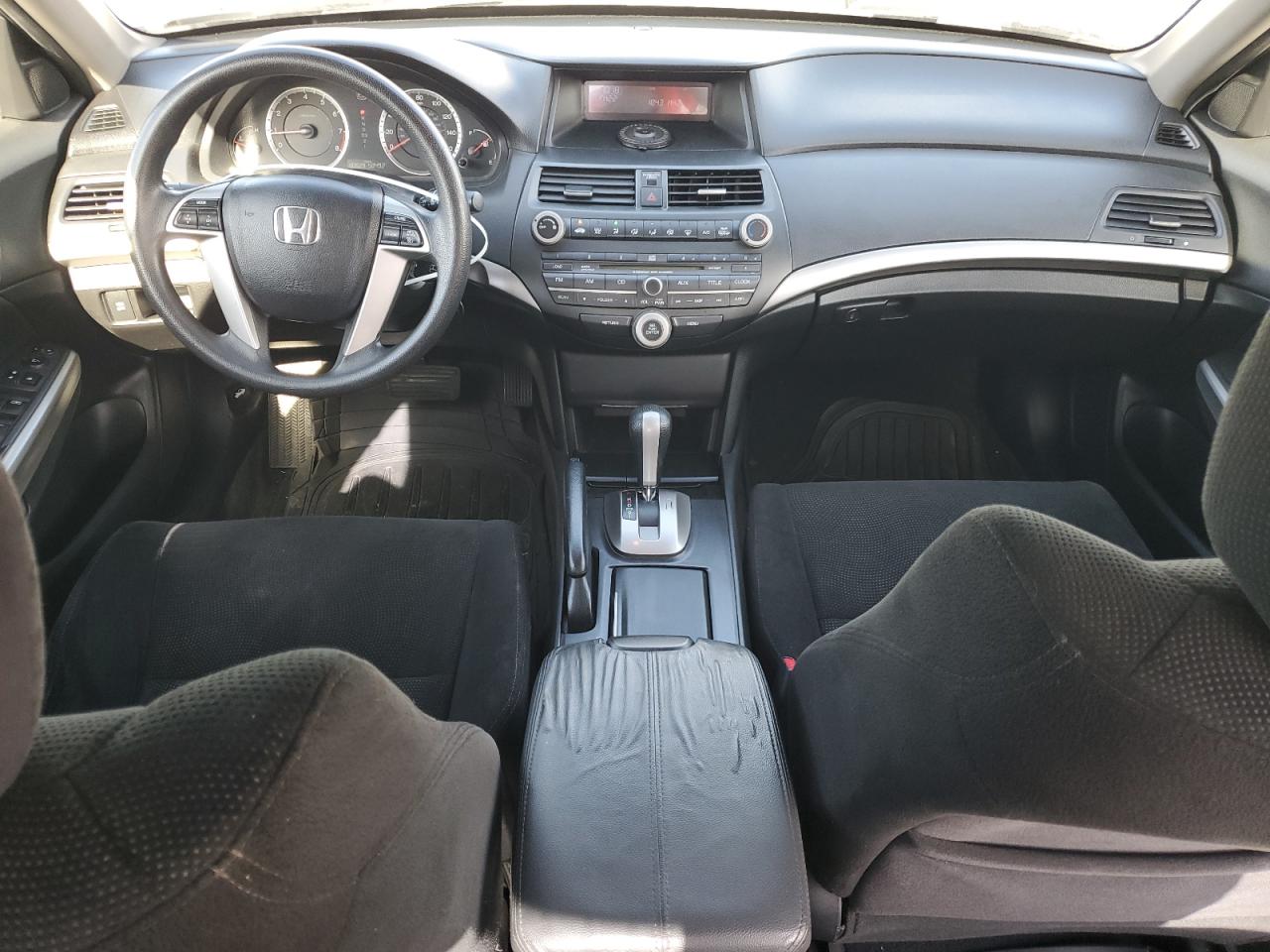 2009 Honda Accord - Image 8