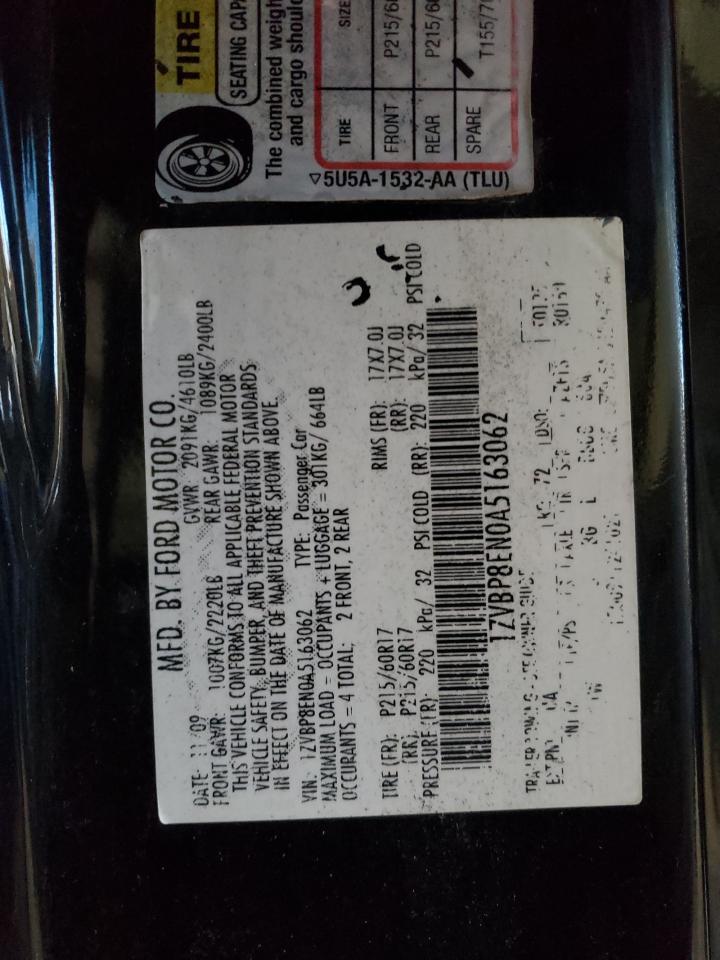 2010 Ford Mustang - Image 12