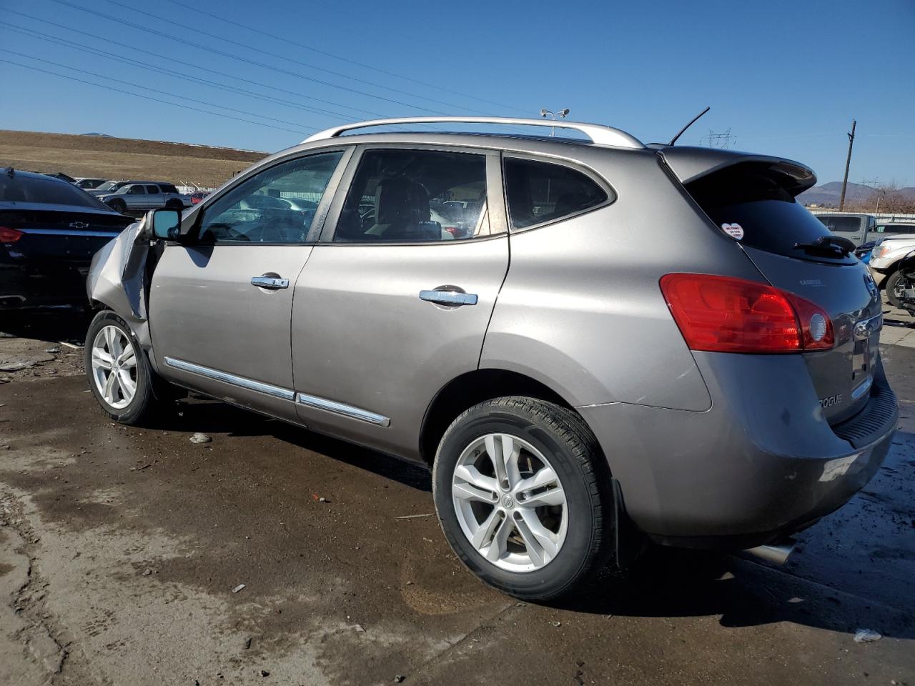 2012 Nissan Rogue - Image 2