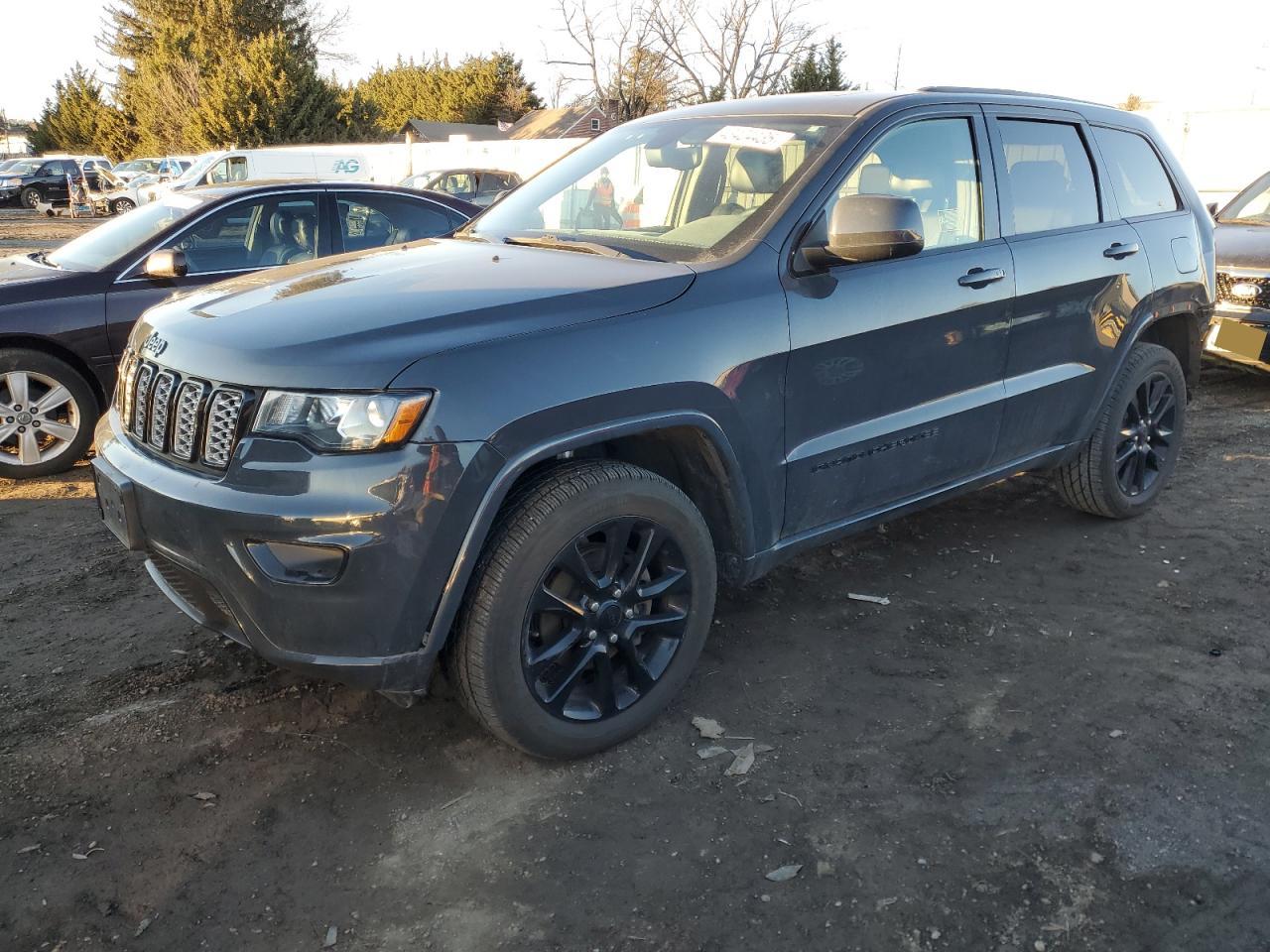 2018 Jeep Grand Cherokee - Image 1