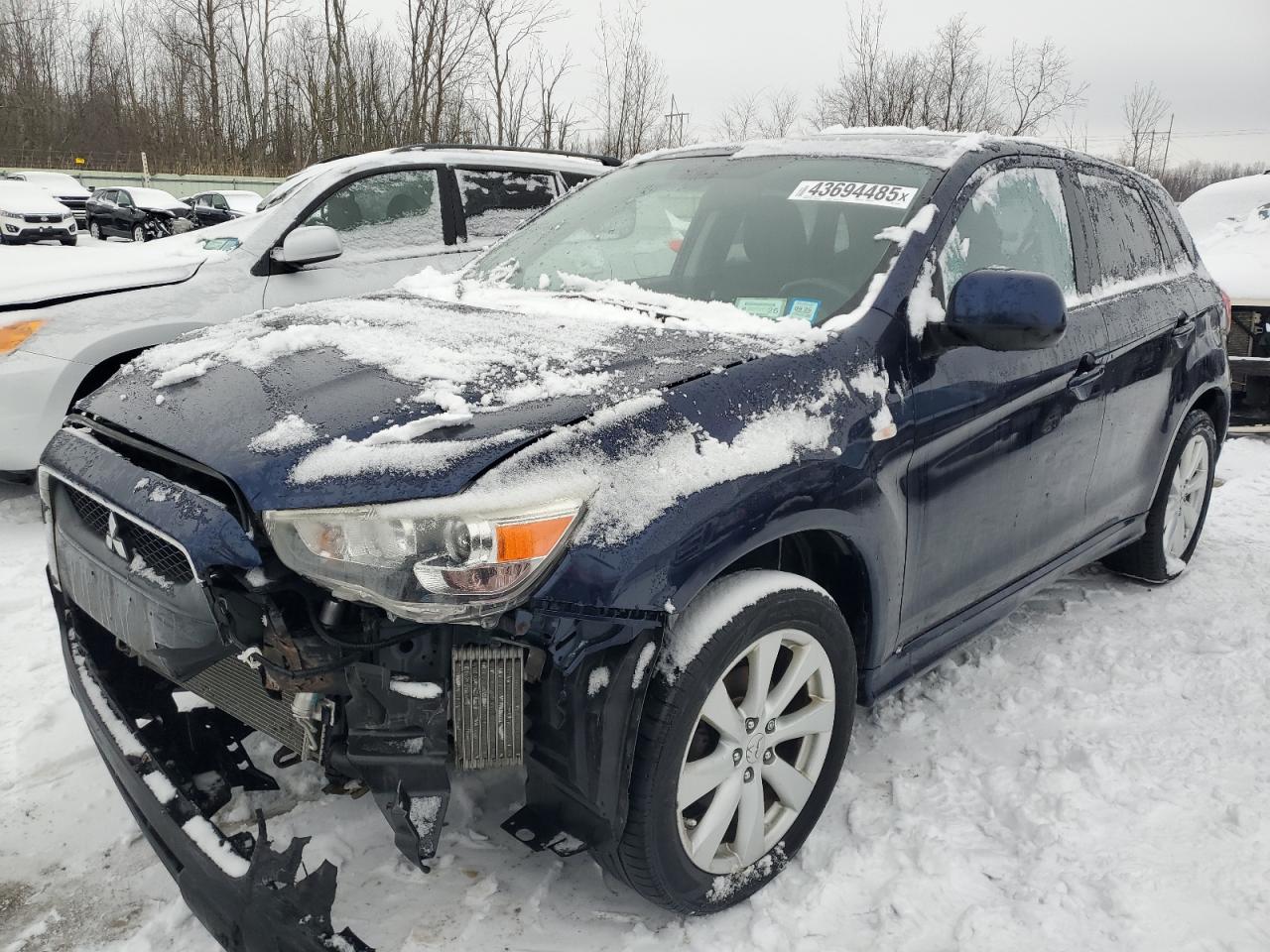 2012 Mitsubishi Outlander - Image 1