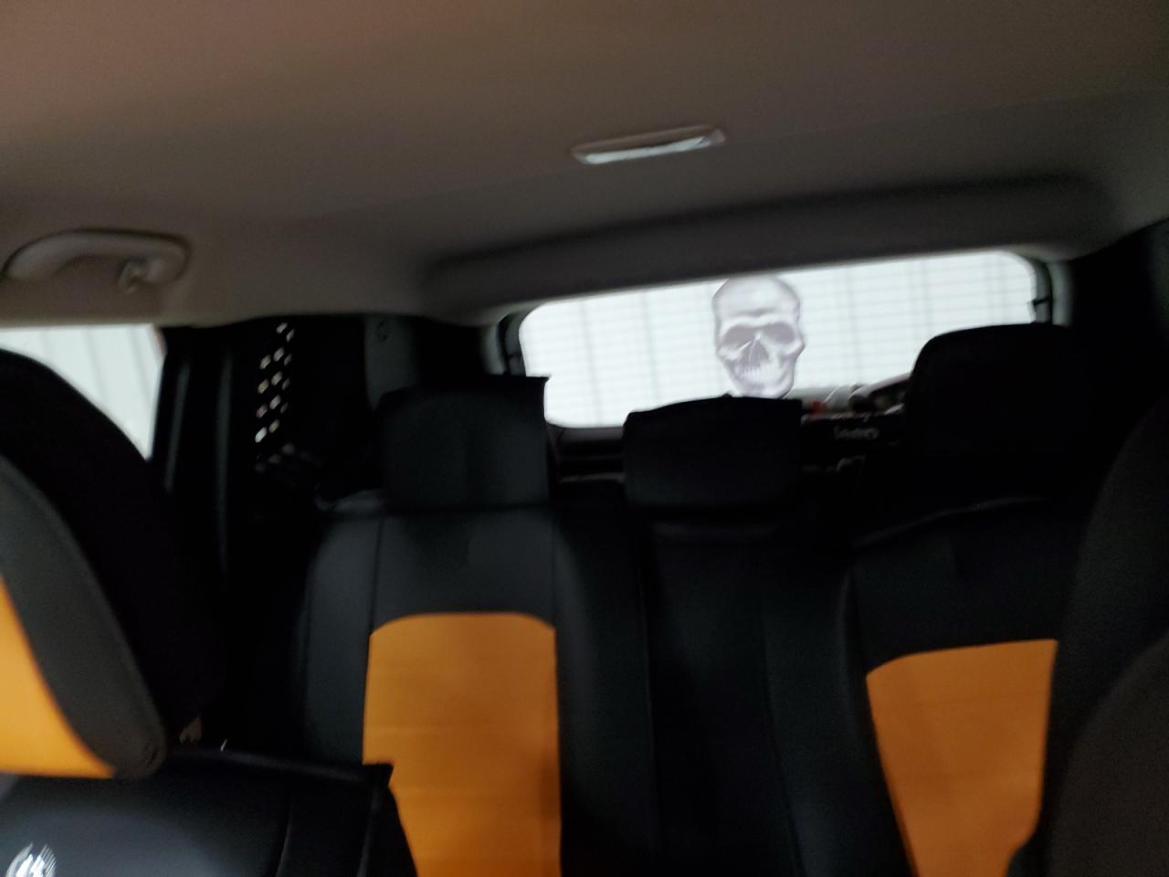 2021 Jeep Renegade - Image 10