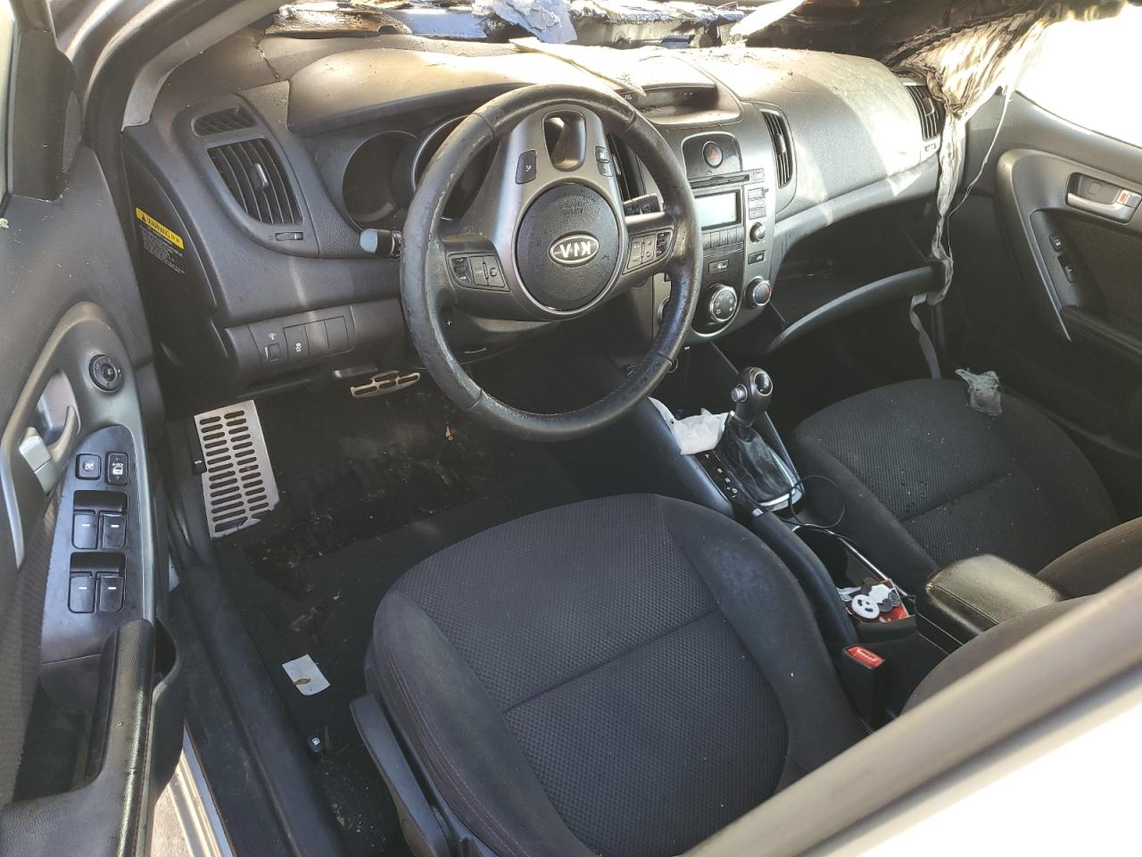 2012 Kia Forte - Image 8